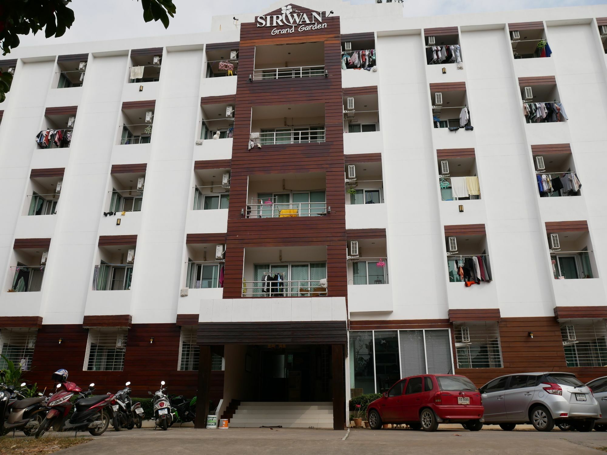 Siriwan Grand Garden Apartment Khon Kaen Exterior foto